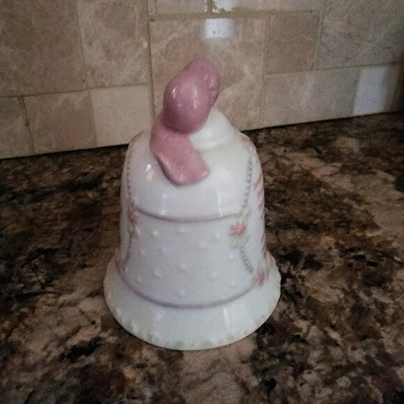 Vintage Enesco Precious Moments Porcelain Christmas Bell-1997 - Picture 3 of 5